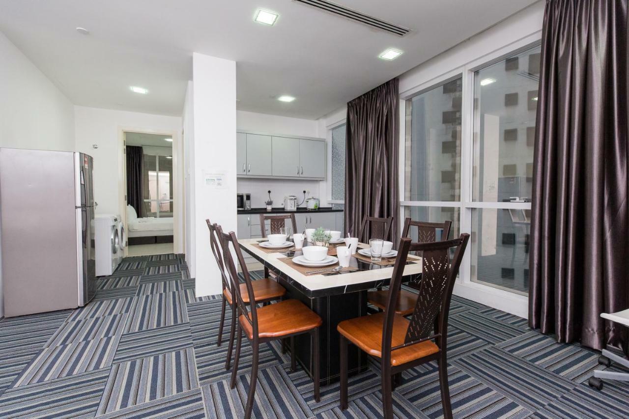 Binjai 8 Klcc By Psm Luxury Suites 쿠알라룸푸르 외부 사진